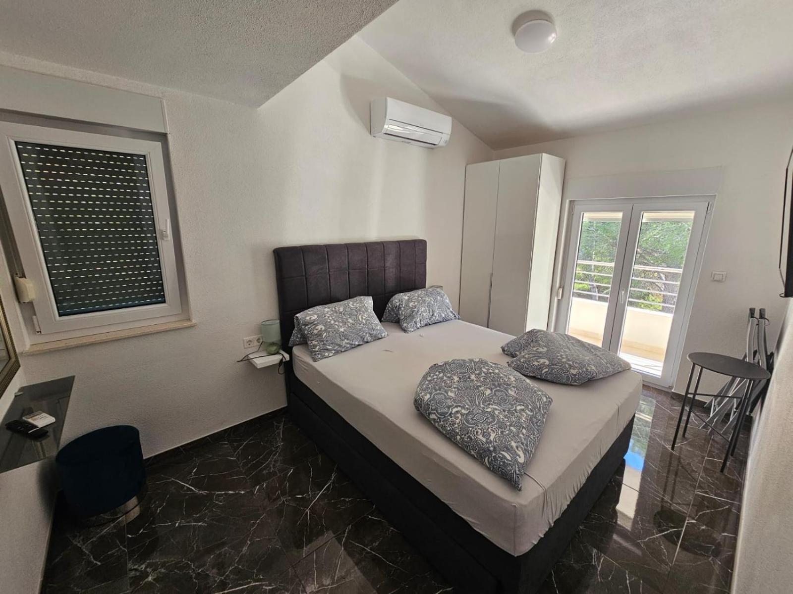 Villa Botic โตรกีร์ ภายนอก รูปภาพ